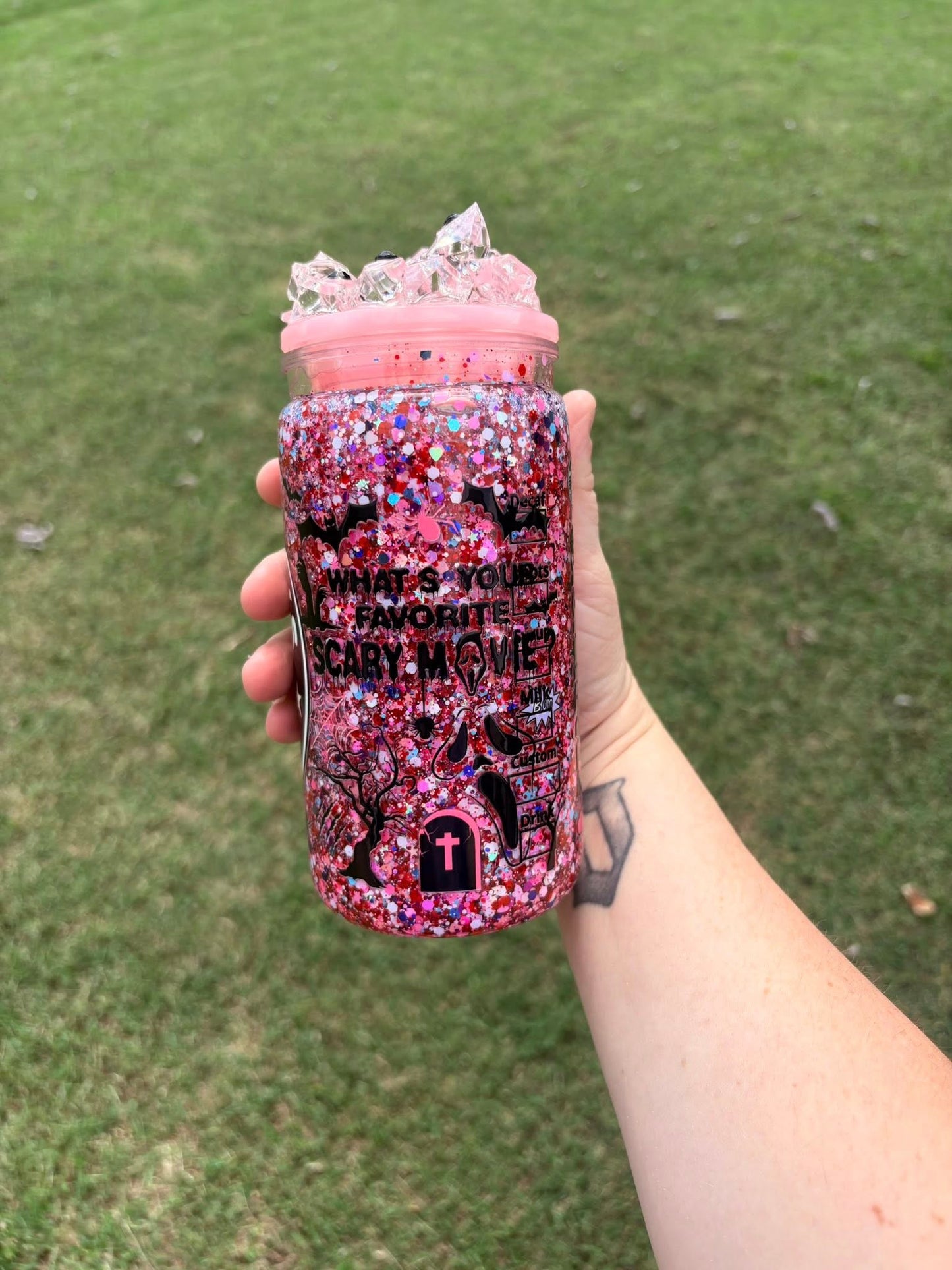 16 oz Scream Snowglobe